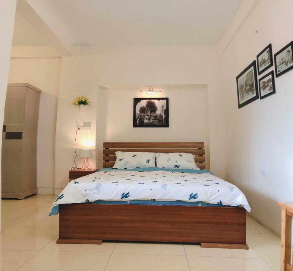 Parklane Central Hanoi Hotel Екстер'єр фото
